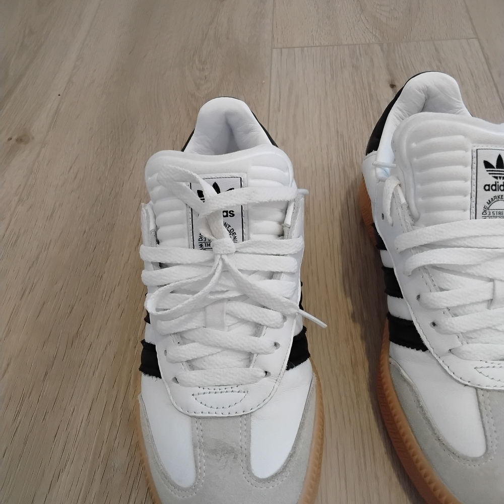 Adidas White and Black Sneakers - Picture 5 of 6